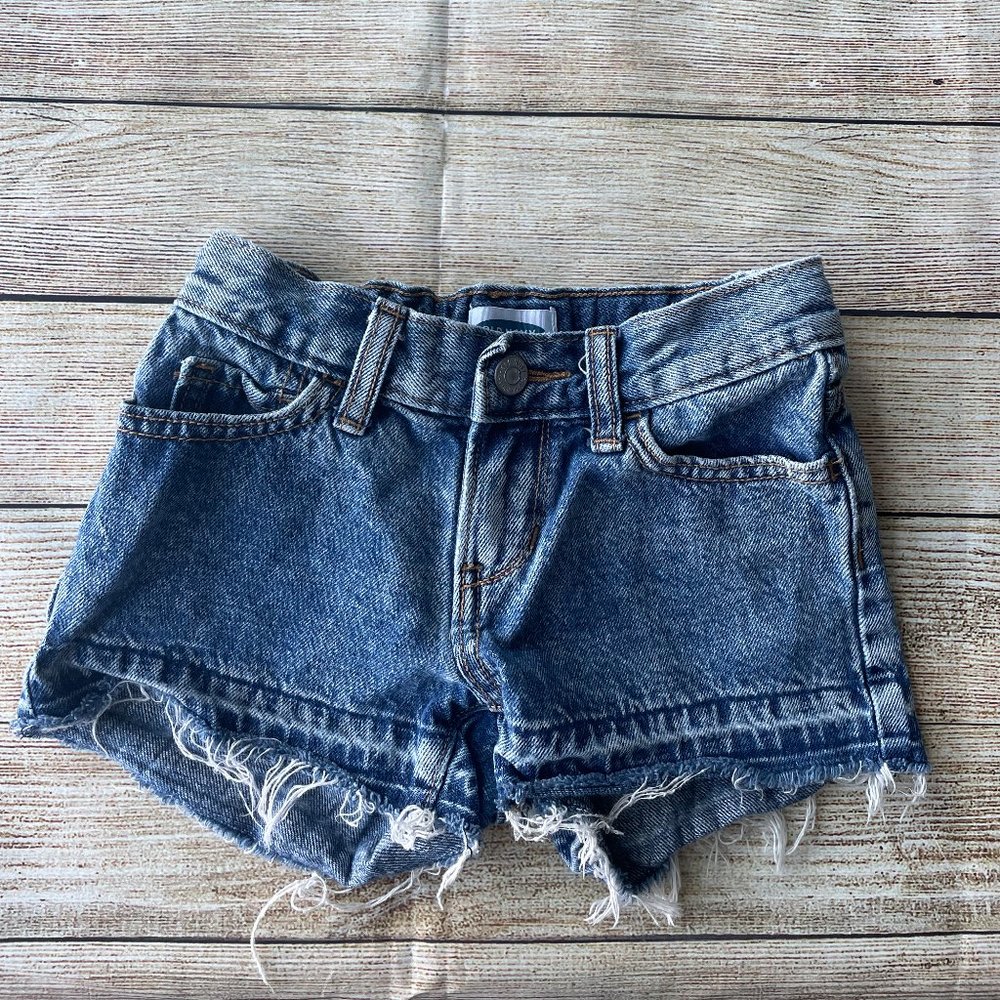 Old Navy Girls Jean Shorts Frayed Size 7 Regular Kids Light Blue Denim
